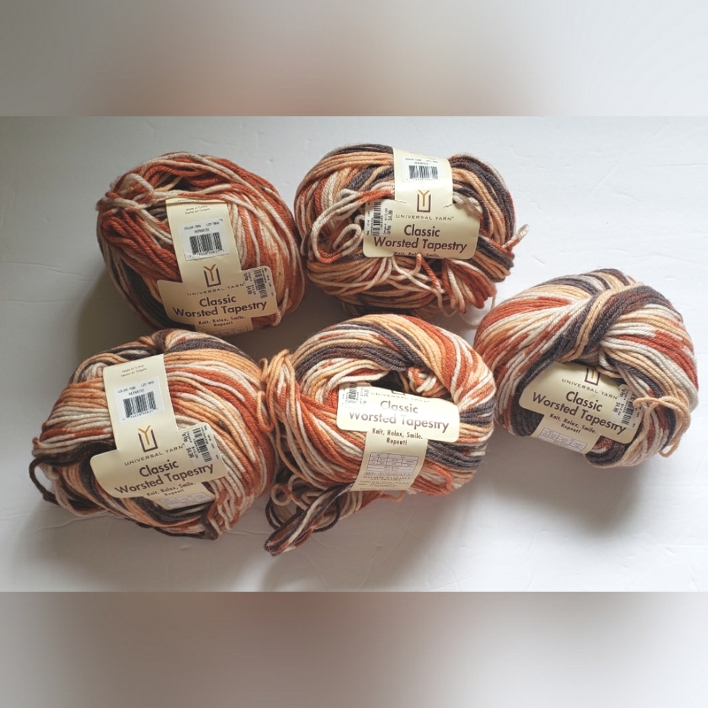 Universal Yarns Lot of 5